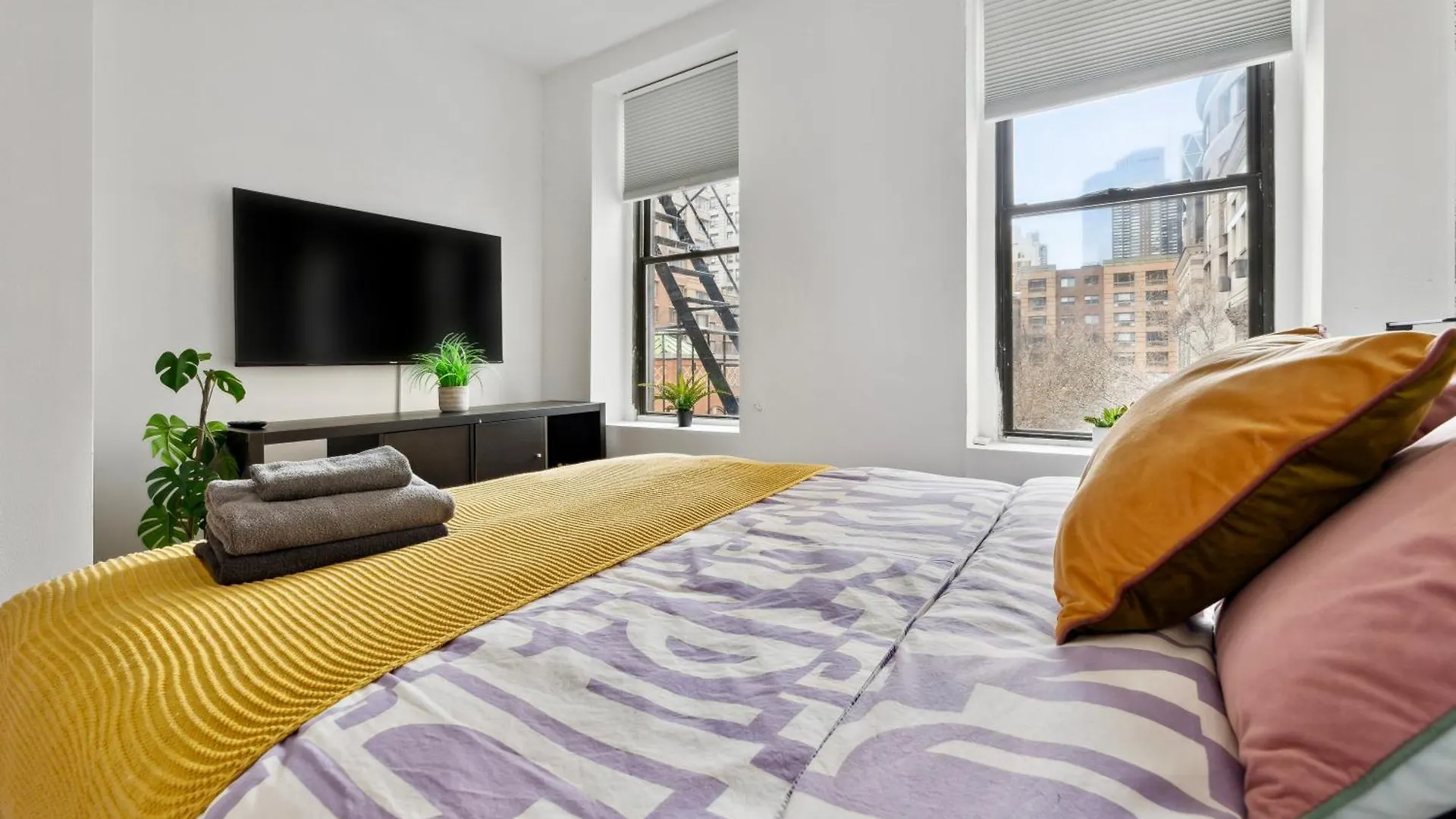 2 Bedroom Cozy Apartment Next To Rockefeller Center location